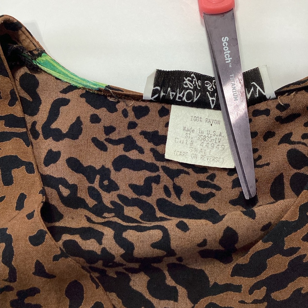 Sharon Anthony Life Styles Tropical Blouse Swim Cover Rayon Animal Print S - Picture 4 of 10